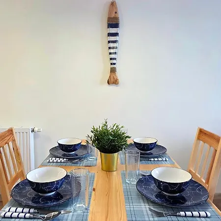 Apartment Nadmorski Blekit 6-os Z Widokiem Na Morze - 365pam